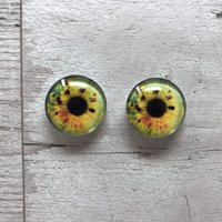 Realistic glass eyes life like green and brown  cabochons in sizes 6mm to 40mm dragon eyes cat iris (357)