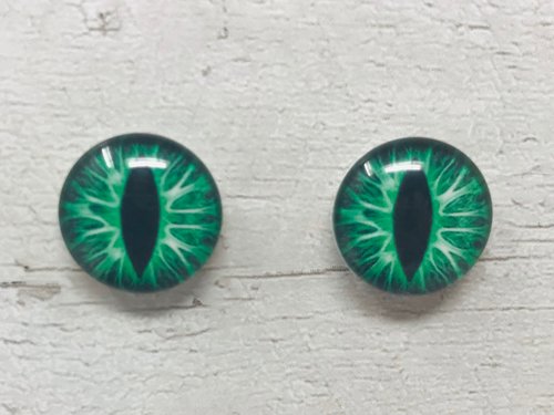 Green Glass eye cabochons in sizes 6mm to 40mm dragon cat eyes monster iris reptile fantasy creature animal eyes (103)