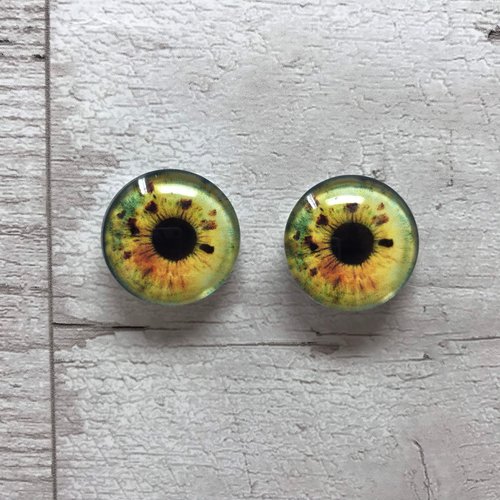 Realistic glass eyes life like green and brown  cabochons in sizes 6mm to 40mm dragon eyes cat iris (357)